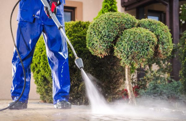 Driveway Cleaning in Honolulu