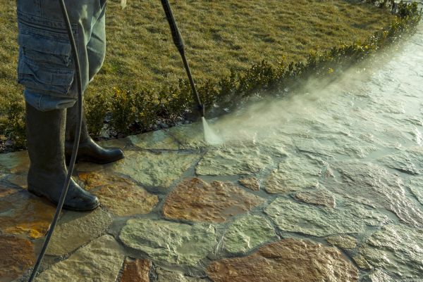 Stone Power Washing in Honolulu