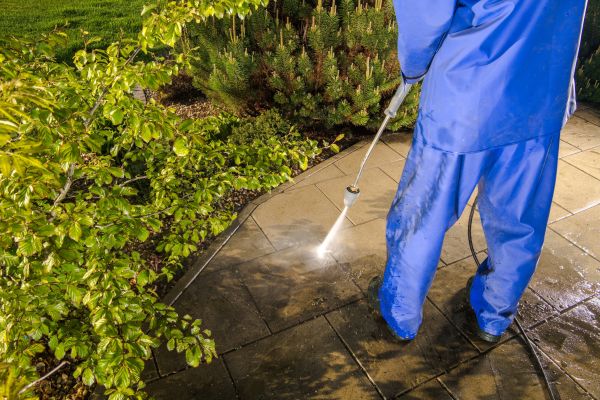 Hardscape Cleaning in Honolulu