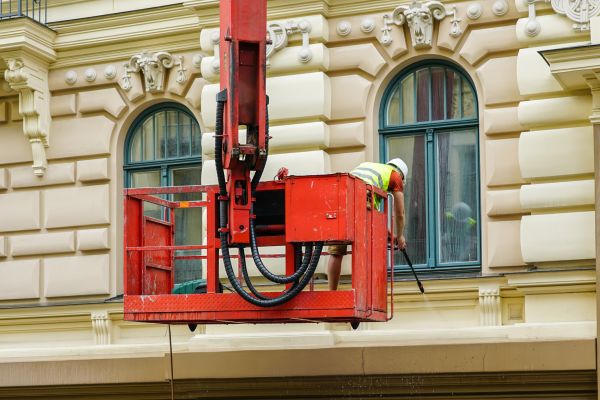 Building Pressure Washing in Honolulu
