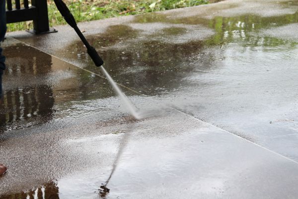 Concrete Deck Cleaning in Honolulu
