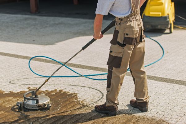 Townhouse Driveway Cleaning Service