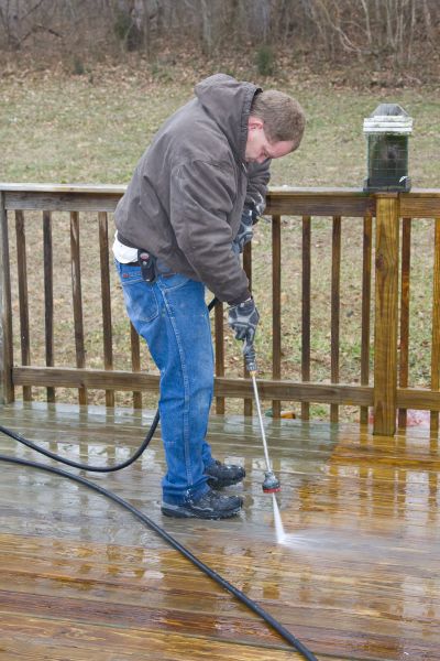 Balcony Power Washing in Honolulu