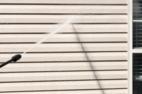 Apartment Power Washing
